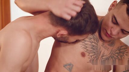 Gay Muscular Porn Raw Holes